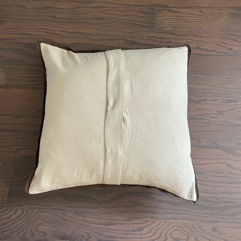 POTTERY BARN SCIENTIFIC BIRD EMBROIDERED THROW PILLOW INSERT 20x20.